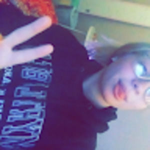 Meet your Posher, Leigh